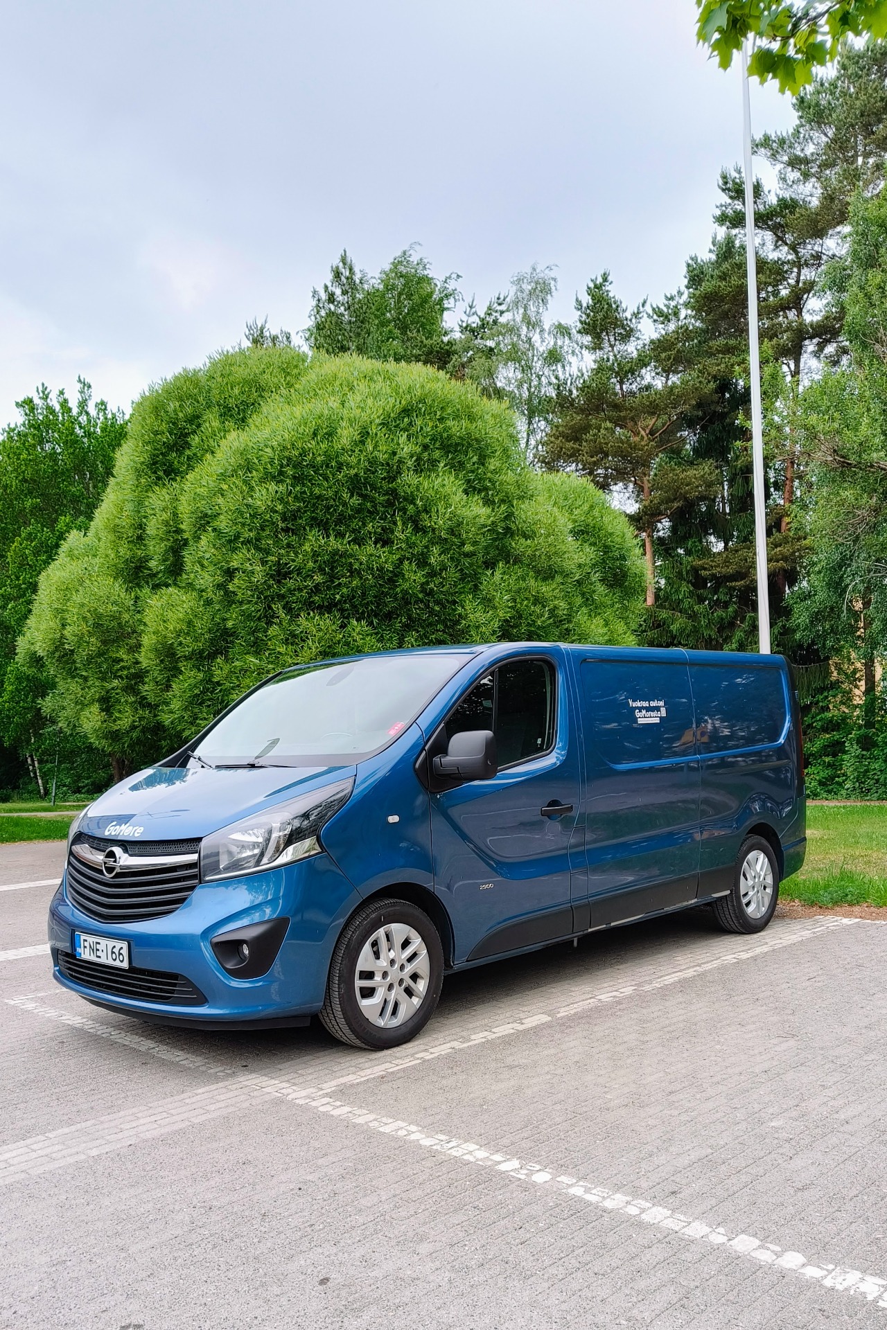 Vuokraa pakettiauto Kurkimäessä
